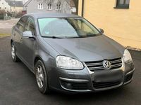 Gebraucht VW Jetta 122 PS (89 kW) 2009 Silber Limousine