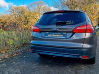 Gebraucht Ford Focus 120 PS (88 kW) 2016 Braun Kombi