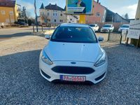 Gebraucht Ford Focus 95 PS (69 kW) 2017 Weiß Limousine