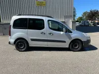 Gebraucht Peugeot TePee Active 92 PS (67 kW) 2012 Grau Limousine