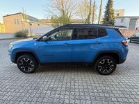 Gebraucht Jeep Compass Trailhawk 170 PS (125 kW) 2020 Blau SUV