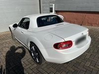 Gebraucht Mazda MX5 126 PS (92 kW) 2012 Weiß Cabrio