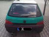 Gebraucht Peugeot 106 45 PS (33 kW) 1996 Grün Kleinwagen