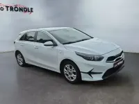 Gebraucht Kia Ceed Vision 160 PS (117 kW) 2022 Weiss Kleinwagen