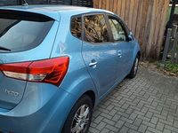 Gebraucht Hyundai ix20 90 PS (66 kW) 2014 Blau Kleinwagen