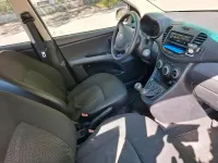 Gebraucht Hyundai i10 69 PS (50 kW) 2012 Schwarz Kleinwagen