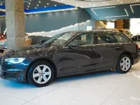 Gebraucht Audi A6 Ambiente 190 PS (139 kW) 2015 Grau Kombi