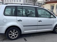 Gebraucht VW Touran 140 PS (102 kW) 2009 Grau Van / Kleinbus