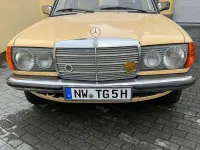 Gebraucht Mercedes E230 136 PS (100 kW) 1981 Beige Limousine