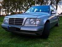 Gebraucht Mercedes E280 193 PS (141 kW) 1995 Silber Kombi