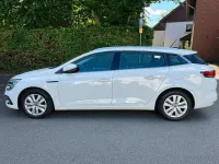 Gebraucht Renault Mégane IV Business 91 PS (66 kW) 2022 Gletscherweiss Kombi