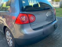 Gebraucht VW Golf V 2004 Grau Kleinwagen