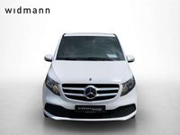 Gebraucht Mercedes V220 163 PS (119 kW) 2022 Arktikweiss Van / Kleinbus