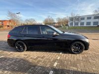 Gebraucht BMW 318 Efficient Dynamics 136 PS (100 kW) 2019 Schwarz Kombi