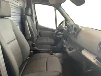 Gebraucht Mercedes Sprinter 114 PS (83 kW) 2023 Tiefschwarz Van