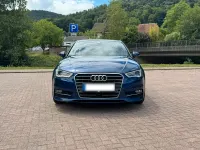 Gebraucht Audi A3 Ambiente 150 PS (110 kW) 2015 Blau Kleinwagen