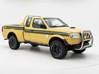 Gebraucht Nissan Navara 103 PS (75 kW) 1999 Gelb Pickup
