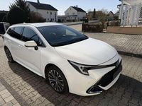 Gebraucht Toyota Corolla Team 196 PS (144 kW) 2024 Weiß Kombi