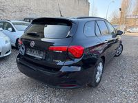 Gebraucht Fiat Tipo Easy 110 PS (80 kW) 2016 Schwarz Kombi