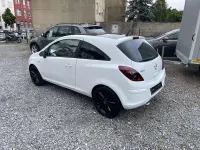 Gebraucht Opel Corsa Color Edition 101 PS (74 kW) 2013 Casablanca weiss Kleinwagen