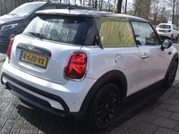 Gebraucht Mini Cooper 136 PS (100 kW) 2024 Weiß Kleinwagen