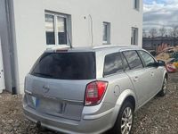 Gebraucht Opel Astra 110 PS (80 kW) 2010 Grau Kombi