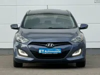 Gebraucht Hyundai i30 128 PS (94 kW) 2012 Blau Limousine