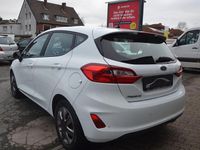 Gebraucht Ford Fiesta Cool & Connect 71 PS (52 kW) 2019 Weiß Kleinwagen