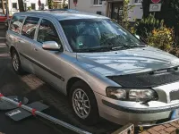 Second-hand Volvo V70 140 CP (102 kW) 2001 Argintiu Break