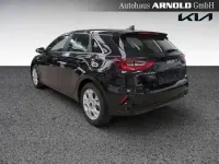 Usado Kia Ceed Vision 140 CV (102 kW) 2025 Negro Utilitario