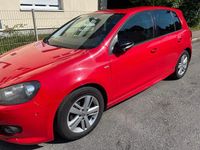 Gebraucht VW Golf VII 105 PS (77 kW) 2012 Rot Limousine