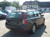 gebraucht Volvo V50 Kombi 2.0 D Kinetic/XENON/AC/Navi