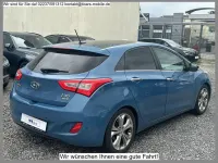 Gebraucht Hyundai i30 128 PS (94 kW) 2012 Blau Limousine