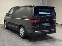 Gebraucht VW Multivan Style 150 PS (110 kW) 2024 Silber, Van