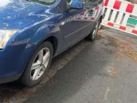 Gebraucht Ford Focus 100 PS (73 kW) 2007 Blau Kleinwagen