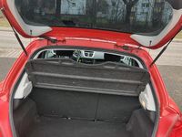 Gebraucht Peugeot 207 95 PS (69 kW) 2011 Rot Kleinwagen