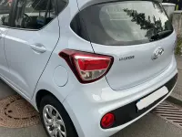 Gebraucht Hyundai i10 67 PS (49 kW) 2019 Grau Kleinwagen