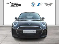 Używany Mini Cooper Hatch 136 KM (100 kW) 2024 Czarny Hatchback