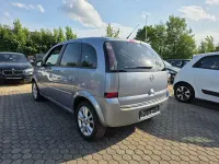 Gebraucht Opel Meriva Basis 90 PS (66 kW) 2008 Silber Van / Kleinbus