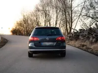 Gebraucht VW Passat 140 PS (102 kW) 2011 Grau Kombi