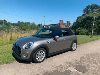 Używany Mini Cooper Pepper 136 KM (100 kW) 2016 Srebrny Hatchback