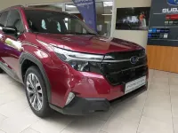 Neu Subaru Forester Platinum 136 PS (100 kW) 2026 Rot SUV