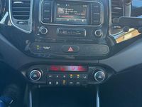 Gebraucht Kia Carens Spirit 135 PS (99 kW) 2015 Blau Van / Kleinbus