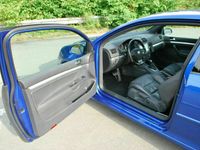 gebraucht VW Golf V Blau Metallic Automatik 250 HP