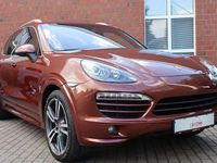Second-hand Porsche Cayenne Sport 245 CP (180 kW) 2013 Roșu SUV