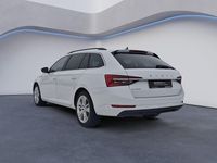 Gebraucht Skoda Superb Ambition 150 PS (110 kW) 2022 Weiß Kombi