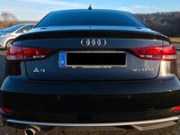 Gebraucht Audi A3 Sport 116 PS (85 kW) 2018 Schwarz Limousine
