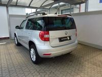 Gebraucht Skoda Yeti Comfort 122 PS (89 kW) 2015 Silber metallic SUV