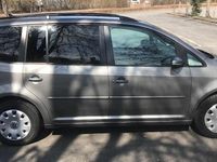 Gebraucht VW Touran 140 PS (102 kW) 2010 Grau Van / Kleinbus