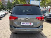 Gebraucht VW Touran Highline 150 PS (110 kW) 2017 Grau Van / Kleinbus